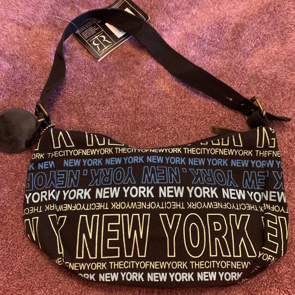 Cute RR New York shoulder bag